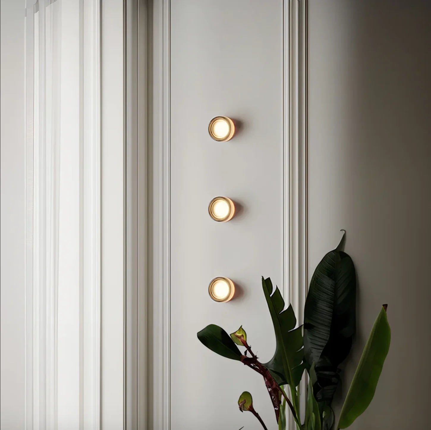 Ahni - Dimmable LED Lamp