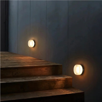 Ahni - Dimmable LED Lamp